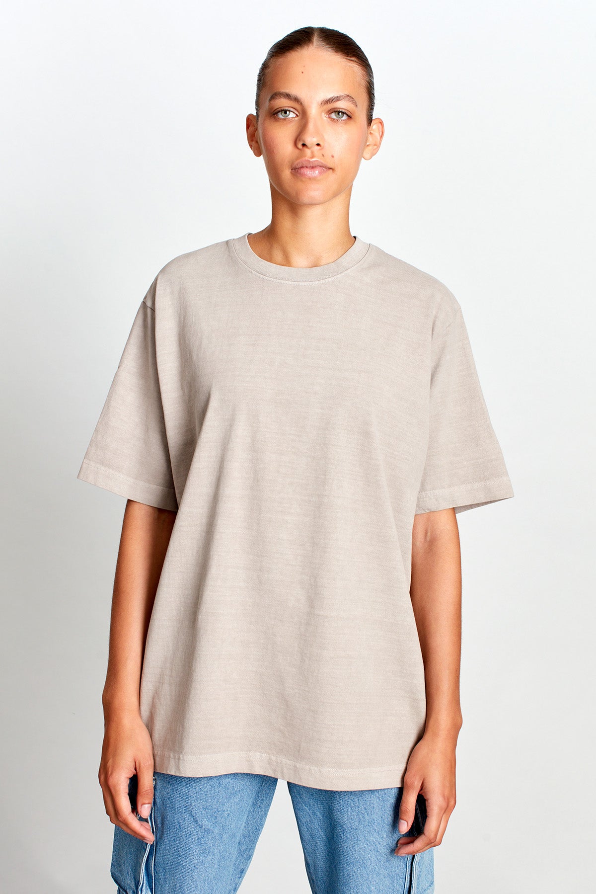 Saturday Society Minimals T-shirt in Light Taupe