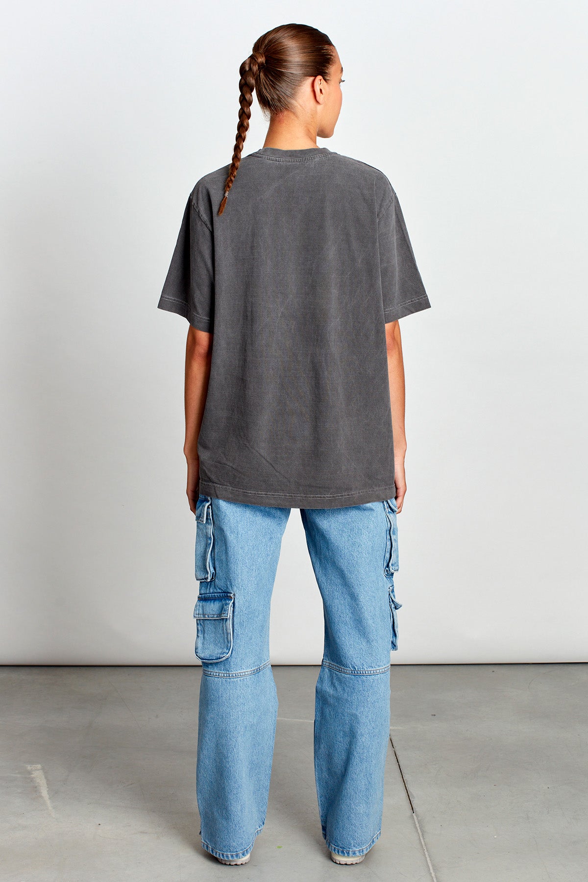 Saturday Society Minimals T-shirt in Washed Grey