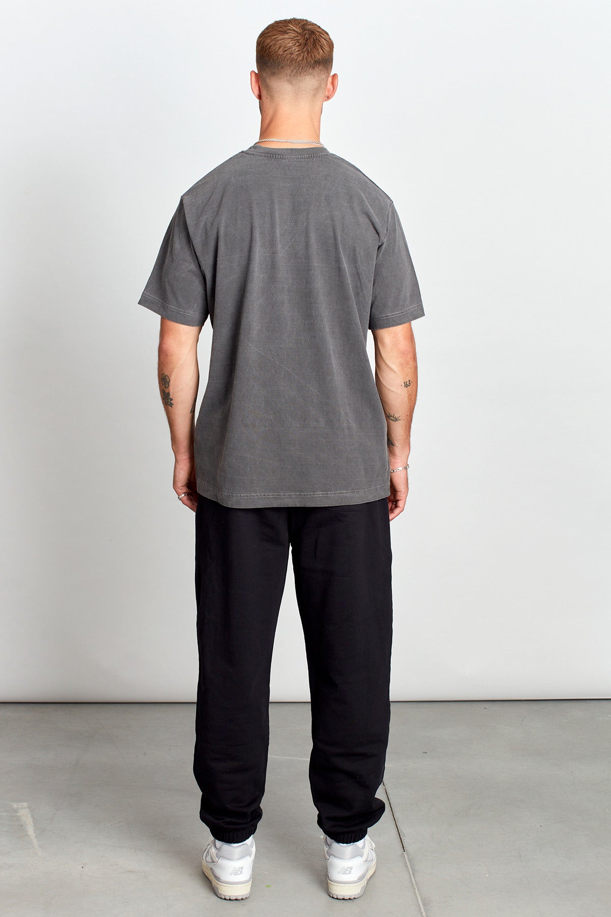 Saturday Society Minimals T-shirt in Washed Grey