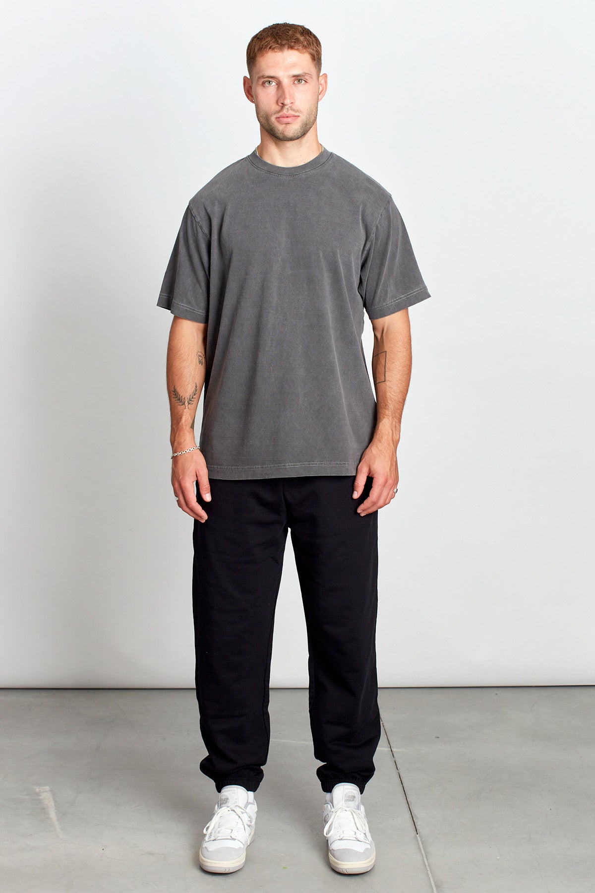 Saturday Society Minimals T-shirt in Washed Grey