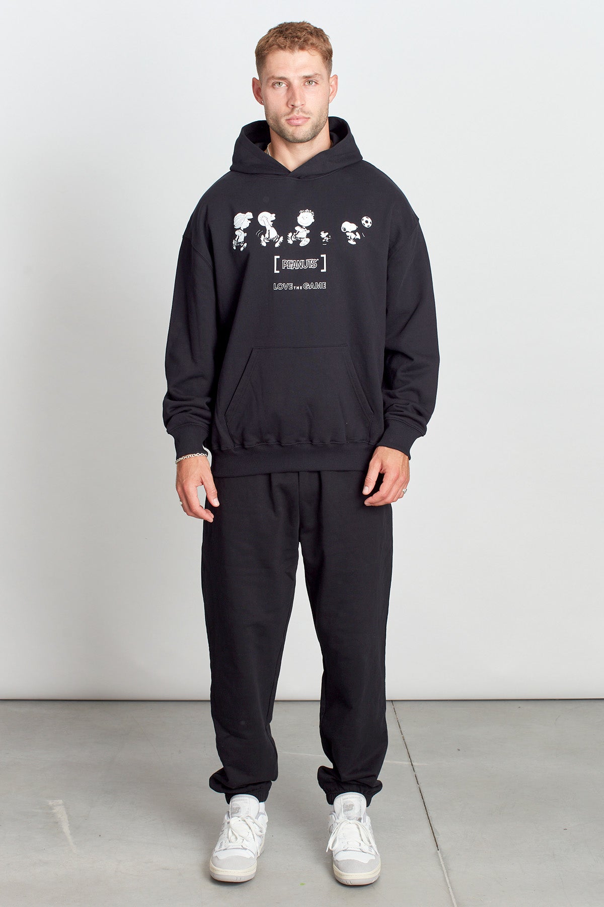 Snoopy Love The Game Hoodie in Black