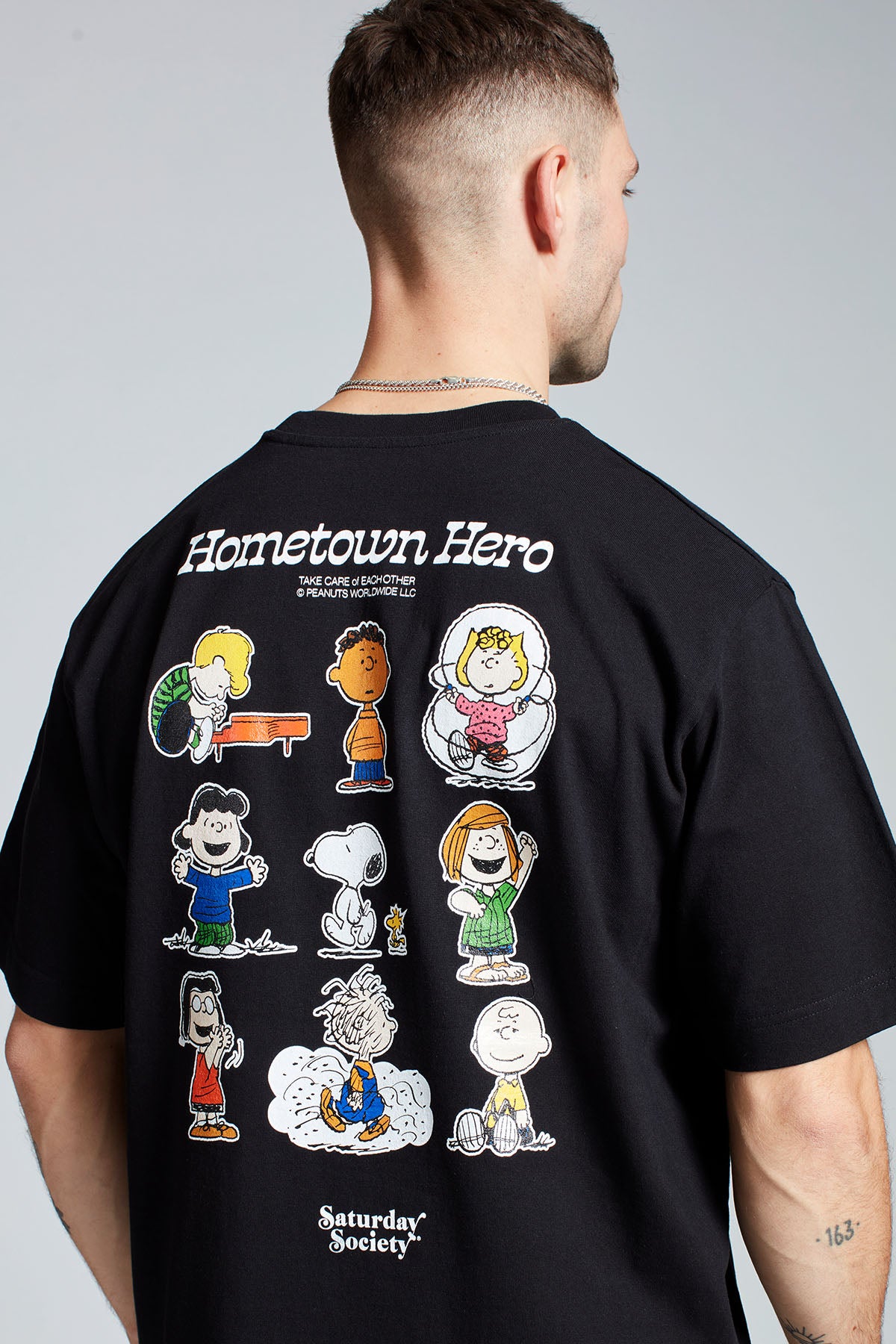 Snoopy Hometown Hero T-shirt in Black