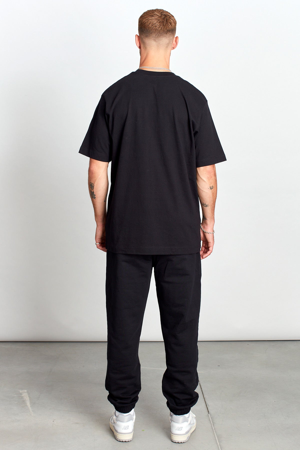 Saturday Society Minimals T-shirt in Black